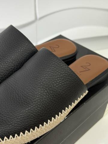27 Edit Womens Size 8 Black Leather Slip On Flat Mules Made in Brazil photo 6