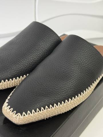 27 Edit Womens Size 8 Black Leather Slip On Flat Mules Made in Brazil photo 7