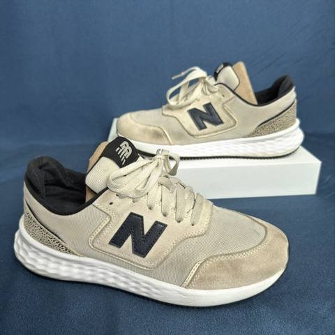 New Balance Fresh Foam X70 Womens Size 8.5 Cream Cheetah Running Shoes Sneakers photo 2