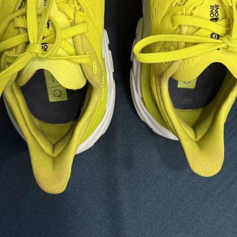 Hoka One One Clifton Edge Mens Size 9 Yellow Athletic Running Shoes Sneakers photo 6