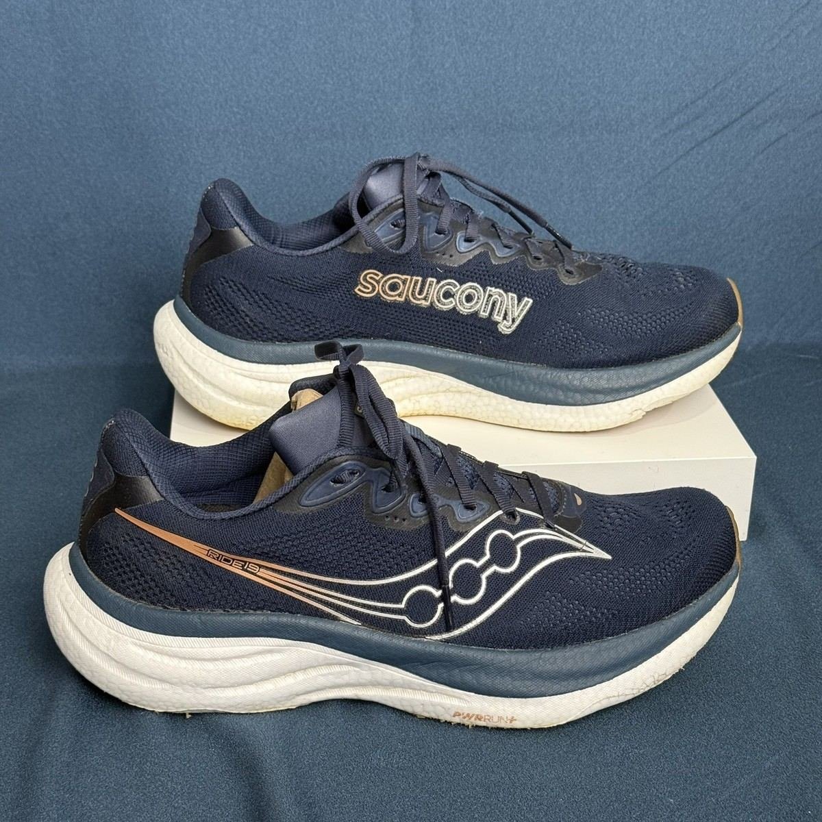 Saucony Ride 15 Mens Size 10.5 Navy Gold Athletic Running Shoes Sneakers