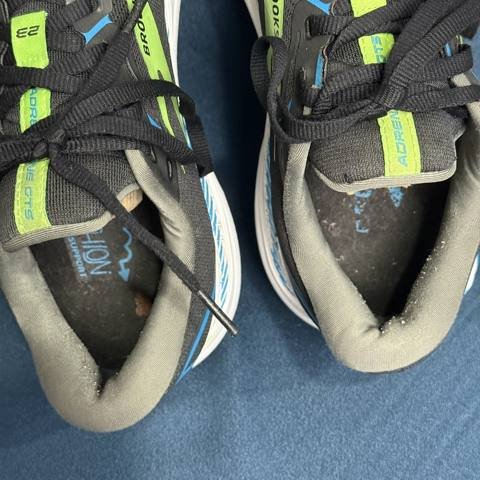 Brooks Adrenaline GTS 23 Mens Size 9.5 Black Hawaiian Running Shoes Sneakers photo 7