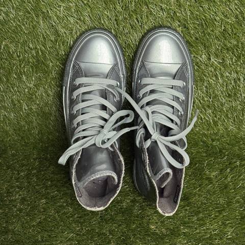 Converse Chuck Taylor All Star High Top Womens Size 5.5 Metallic Silver Sneakers photo 6