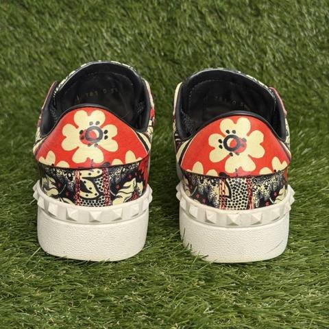 Valentino Garavani Rockstud Womens Size 9 EU 39.5 Red Low Top Sneakers photo 4