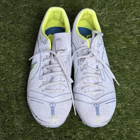 Nike Mercurial Vapor 14 Academy Boys Size 5.5Y White Blue Youth Soccer Cleats photo 2