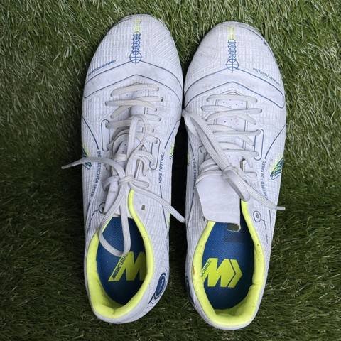 Nike Mercurial Vapor 14 Academy Boys Size 5.5Y White Blue Youth Soccer Cleats photo 6
