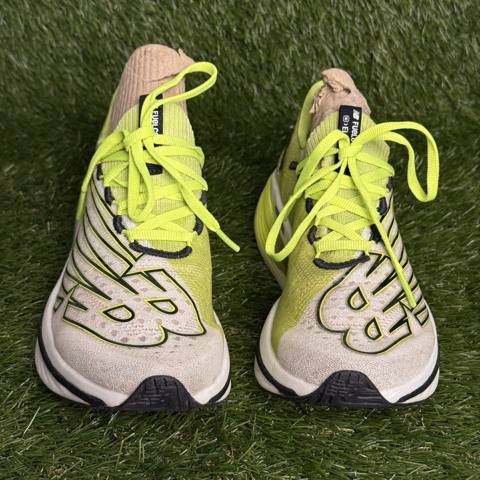 New Balance FuelCell SuperComp Elite v3 Womens Size 6.5 D Lime Racing Shoes photo 3