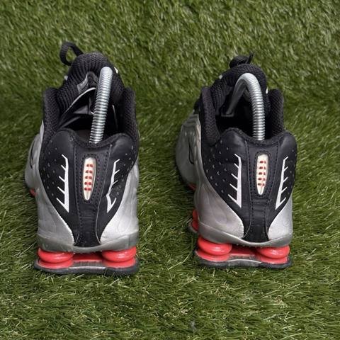 Nike Shox R4 OG Mens Size 6.5 Black Silver Red Running Shoes Sneakers BV1111-008 photo 4