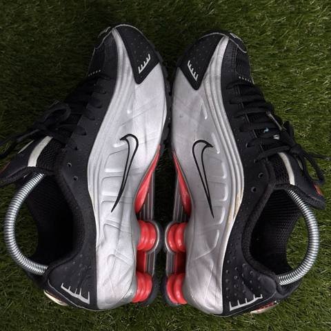 Nike Shox R4 OG Mens Size 6.5 Black Silver Red Running Shoes Sneakers BV1111-008 photo 5