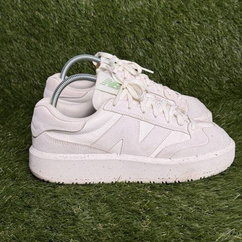 New Balance CT302 Mens Size 7.5 Sea Salt White Avocado Suede Y2K Sneakers