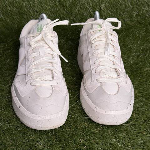 New Balance CT302 Mens Size 7.5 Sea Salt White Avocado Suede Y2K Sneakers photo 2