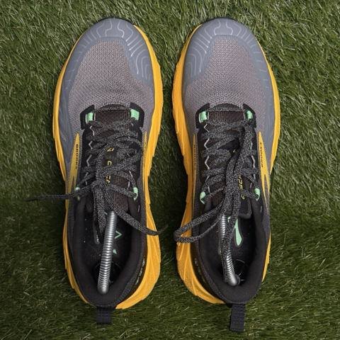 Brooks Cascadia 17 Mens Size 8 Yellow Gray Trail Running Shoes Sneakers photo 6