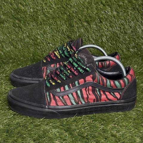 Vans x A Tribe Called Quest Old Skool Mens Size 10.5 Black ATCQ Lyric Laces 2018 photo 3