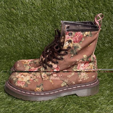 Dr Martens 1460 Womens Size 5 Brown Victorian Floral Rose Canvas Combat Boots photo 3