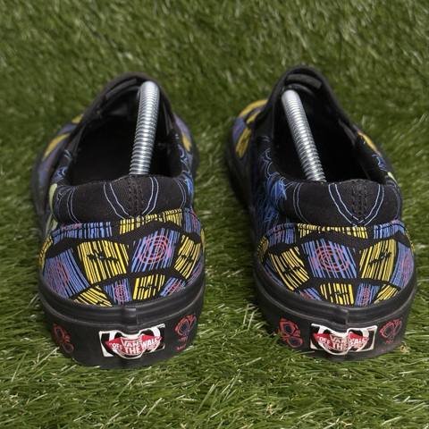 Vans x Disney Nightmare Before Christmas Oogie Boogie Mens Size 11 Slip On Shoes photo 4