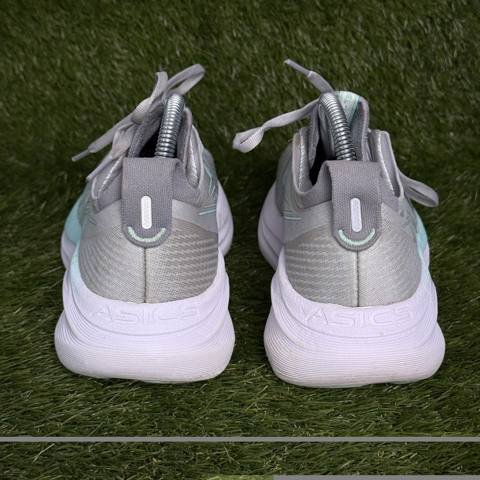 Asics Gel-Nimbus 27 Womens Size 8 Gray White Teal Cushioned Running Shoes photo 5