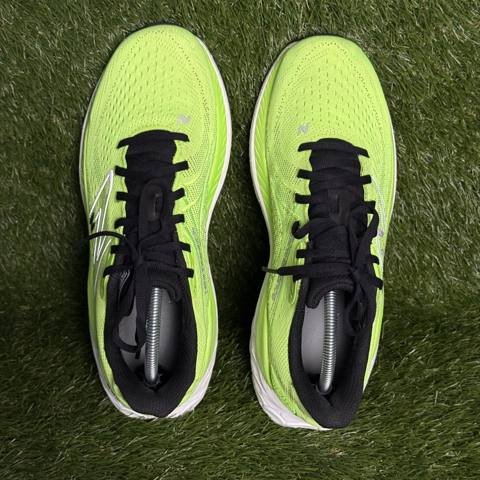 New Balance Fresh Foam X 880v13 Mens Size 10.5 D Neon Yellow Running Shoes photo 6