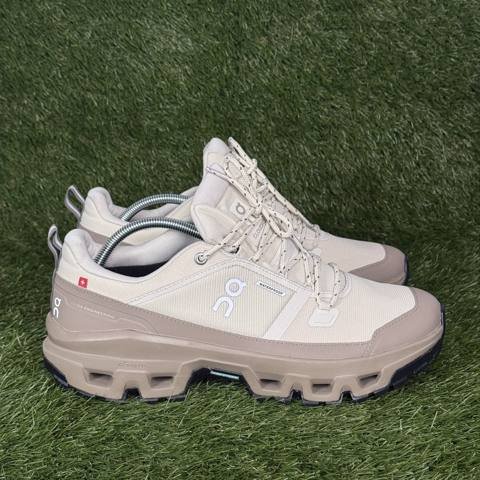 On Cloud Cloudrock Low Waterproof Mens Size 11 Beige Taupe Hiking Shoes