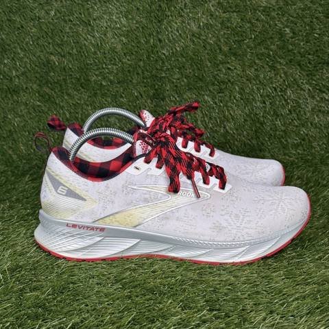Brooks Levitate 6 Run Merry Womens Size 10.5 White Red Plaid Christmas Running