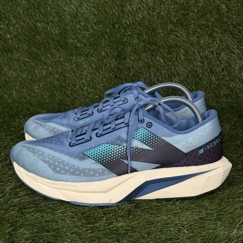New Balance FuelCell Rebel v4 Mens Size 10 D Blue Navy Running Shoes MFCXCH4 photo 3