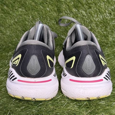 Brooks Adrenaline GTS 23 Womens Size 10.5 B Black Pink Yellow Running Shoes photo 4
