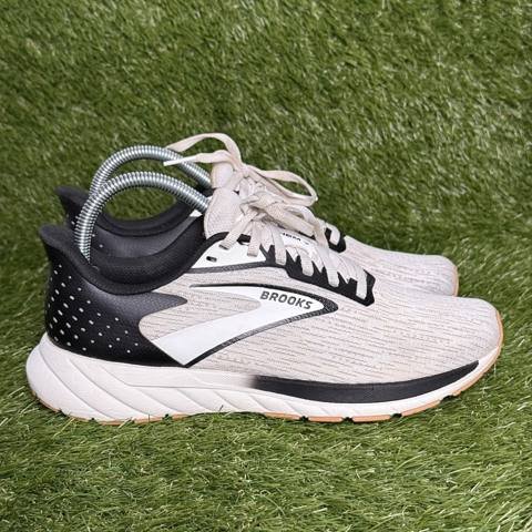 Brooks Anthem 7 Womens Size 8 B White Black Gum Running Shoes 1204281B121