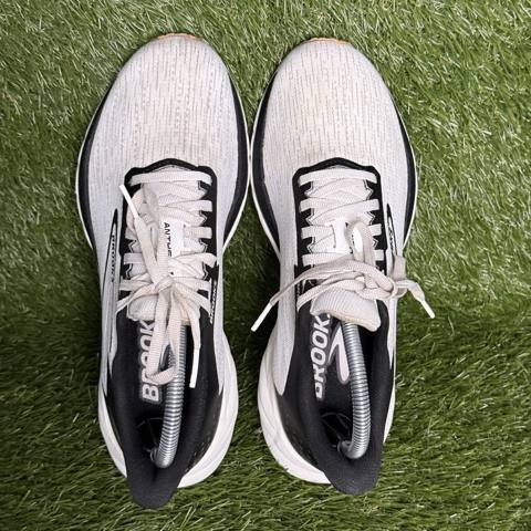 Brooks Anthem 7 Womens Size 8 B White Black Gum Running Shoes 1204281B121 photo 6