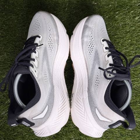 Brooks Glycerin 23 Mens Size 9.5 D White Black Rust Max Cushion Running Shoes photo 5