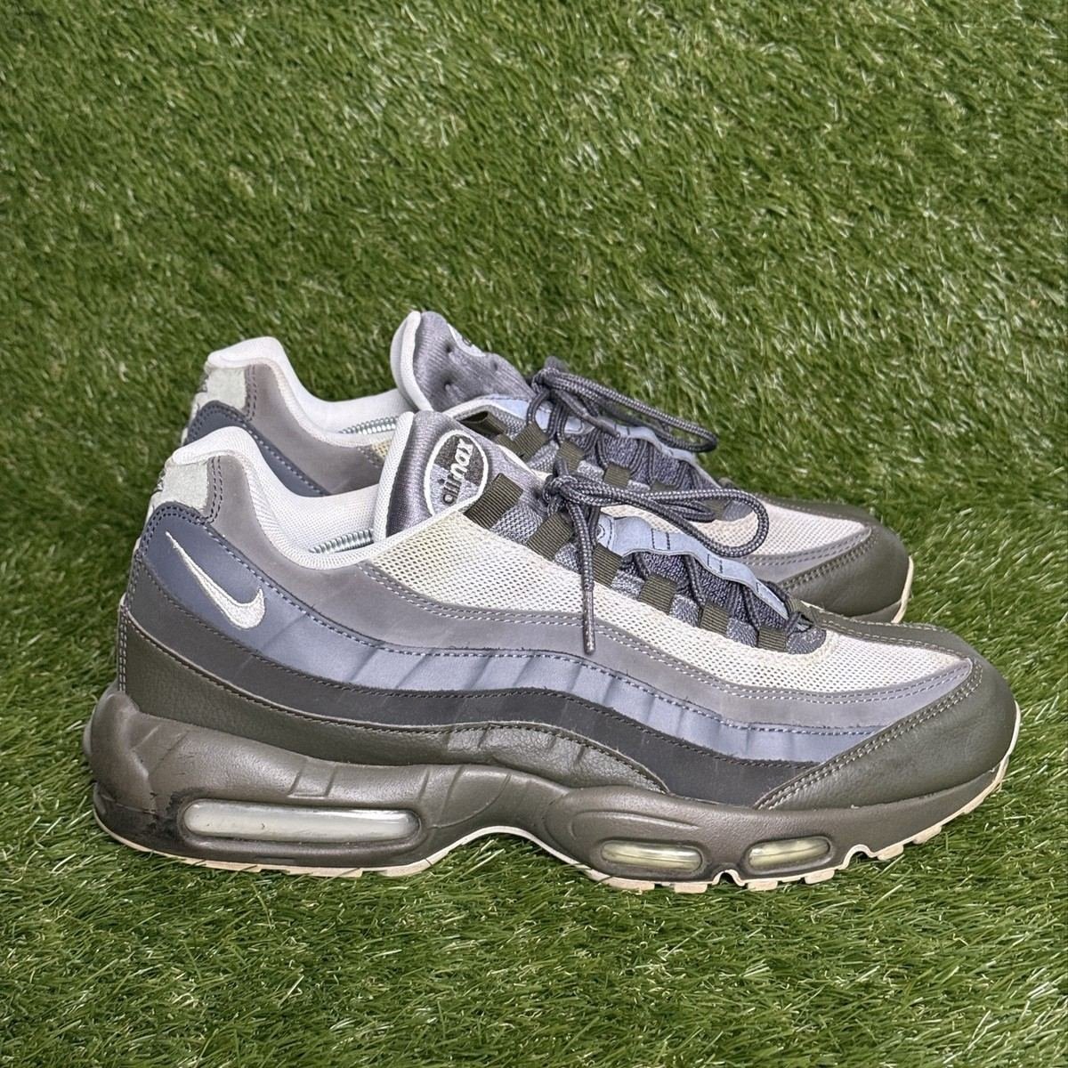 Nike Air Max 95 Essential Mens Size 13 Cargo Khaki Light Bone Shoes 749766-302