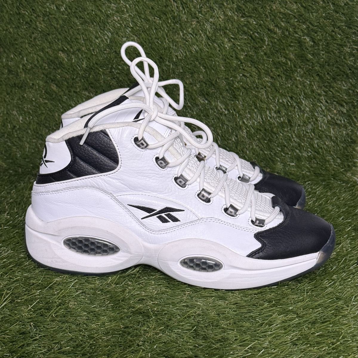 Reebok Question Mid Mens Size 13 White Black Allen Iverson Basketball GX5260